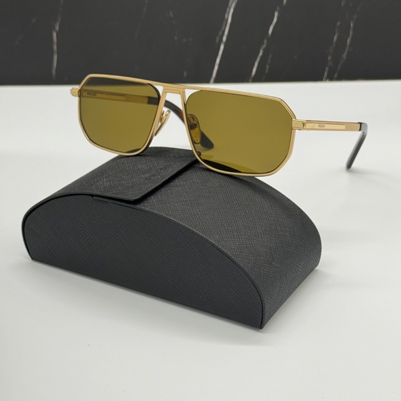 NEW SPR A53 1BK01T PRADA PRA53S 1BK01T UNISEX SUNGLASSES PR A53S 1BK01T SQUARE - Picture 3 of 13